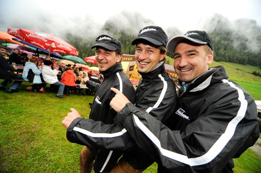 Die wetterfesten Haderlumpen Peter, Vitus und Reini auf der Schwarzachalm