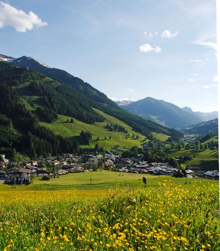  Nach einem Plus von 6,2% im Juni konnte Saalbach Hinterglemm noch einmal zulegen und beendet den Juli mit einem satten Plus von 6,9%.