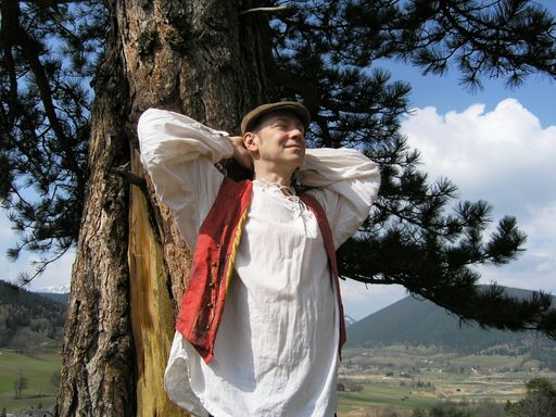 Vorschau Bild von Entwickelt an der französischen Riviera in Grasse, sind mit Hilfe eines Meister-Parfumeurs und eines österreichischen Astrologen Parfums entstanden, die sich ohne Übertreibung als ultimative Geschenke für wichtige Personen im persönlichen Leben eignen.