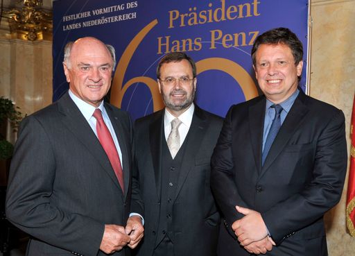 Landeshauptmann Dr. Erwin Pröll, Landtagspräsident Ing. Hans Penz und Dr. Frank Schirrmacher, Herausgeber der FAZ.