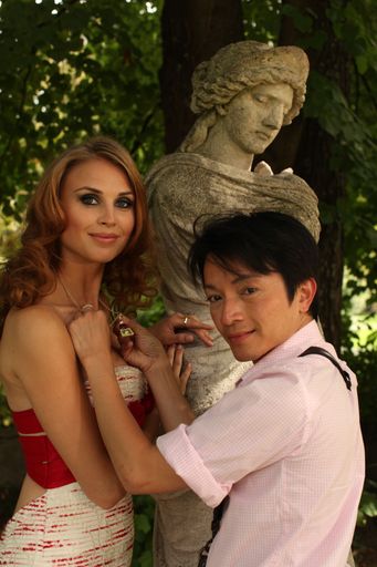 Vorschau Bild von La Hong mit seinem Lieblingsmodel und Muse Karolína Havránková