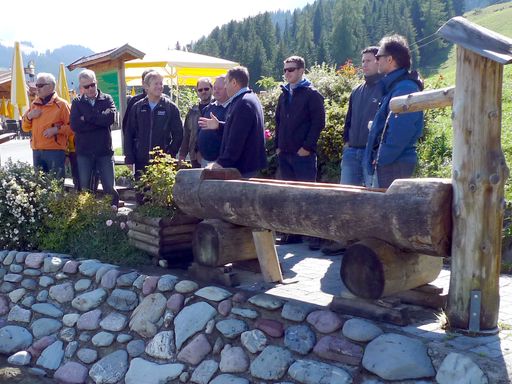 Vorschau Bild von Im Rahmen der von erlebnisplan und con.os tourismus.consulting gmbh organisierten Exkursion erlebten Schweizer Tourismus- und Seilbahnexperten beispielgebende Tiroler Sommerkonzepte. Ziel der Exkursion war es, neue Ansätze für das eigene Unternehmen kennen zu lernen.