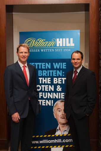CEO Henry Birch; Mag. Wilhelm Huber, Int. Marketingleiter von William Hill Online (v.l.)