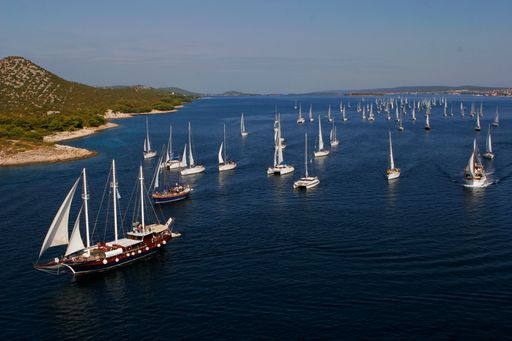 Vorschau Bild von Luftaufnahme Friedensflotte