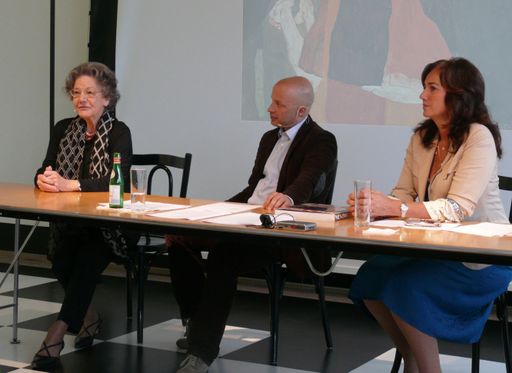 Elisabeth Leopold (Vorstand Leopold Museum), Samuel Keller (Direktor Fondation Beyeler), Barbara Steffen (Kuratorin Wien 1900 Ausstellung der Fondation Beyeler) bei der Pressekonferenz zur Wien 1900-Schau der Fondation Beyeler