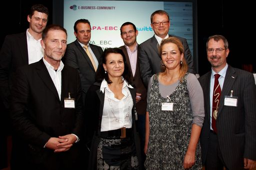Vorschau Bild von Kommunikation statt Reklame: Was kann Social Media-Marketing? - im Bild v.l.n.r. Alexis Johann (Wirtschaftsblatt Digital), Christian Czaak (economyaustria), Thomas Stern (Moderator), Susanne Soumelidis (Microsoft), Chris Budgen (diamond:dogs), Alf Netek (Kapsch AG), Sigrid Krupica (Grayling Austria) und Gerhard Laga (WKO)