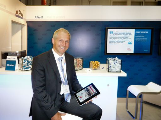 Die APA-IT präsentierte auf der IFRA Expo 2010 innovative Medienlösungen wie Apps für iPad, Microsoft Surface und vieles mehr. APA-IT-Geschäftsführer Gerald Klima lobte die IFRA Expo als "perfektes Umfeld zum Erfahrungsaustausch und Kennenlernen neuer Technologien".