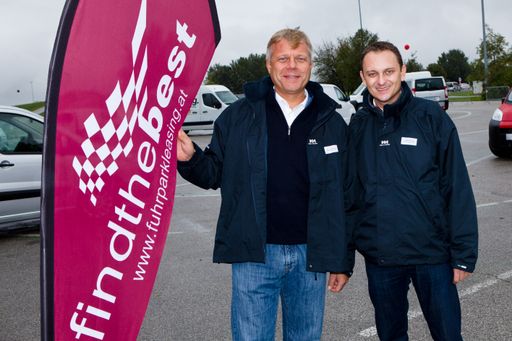 Alexander Schmidecker, Geschäftsführer BAWAG P.S.K. Leasing, mit Michael Schmied, Geschäftsführer BAWAG P.S.K. Fuhrparkleasing, bei "find the best 2010" in Teesdorf/NÖ.