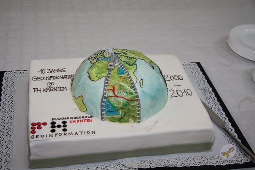 Vorschau Bild von Der Studienbereich Geoinformation der FH Kärnten feierte letzten Freitag sein 10jähriges Jubiläum.