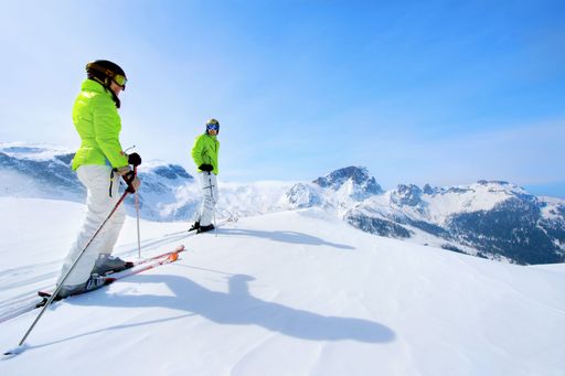 Der frühe Wintereinbruch Anfang dieser Woche macht es möglich: Einige Kärntner Skigebiete öffnen bereits jetzt ihre Pforten und geben die Pisten frei zum Carven & Boarden.