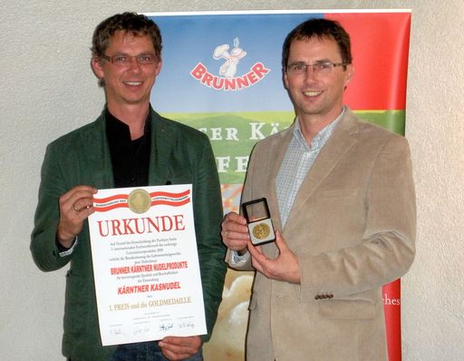 v.l.n.r. Günter Brunner (Geschäftsführer)
und Mag. Albin Brunner (Geschäftsführer)