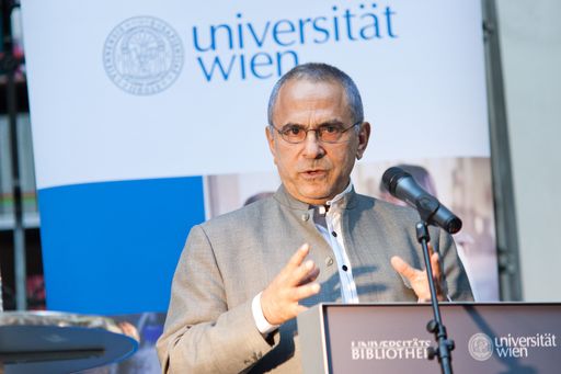  http://pressefotos.at/m.php?g=1&u=84&dir=201011&e=20101104_n&a=event
Im Bild: Ramos-Horta, Präsident von Osttimor