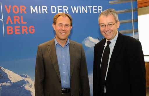 v.l. Mag. Christian Schützinger, LR Mag. Karlheinz Rüdisser.