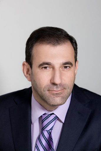 Bekannte Wirtschafts- und Branchengrößen wie u.a. Boris Nemsic und Petra Stolba diskutieren heuer beim Tourismusgipfel das Thema "Vertrieb. Macht. Gewinn"