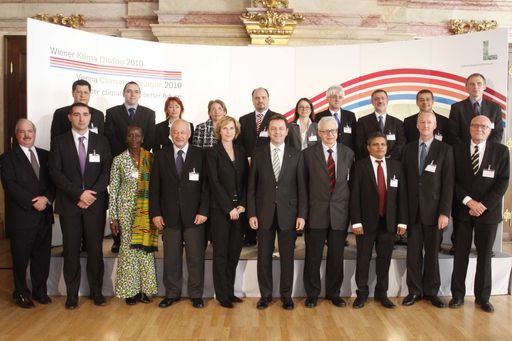 Vorschau Bild von http://pressefotos.at/m.php?g=1&u=52&dir=201011&e=20101111_y&a=event
Vienna Climate Dialogue - Klare Ziele für die Weltklimakonferenz in Cancun.