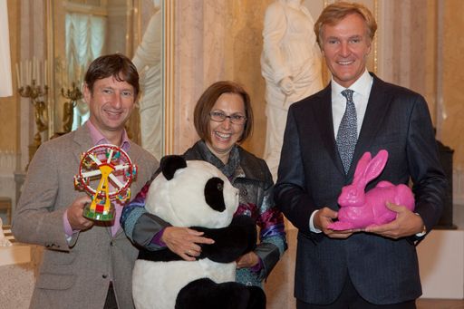 Von links: Peter Petritsch, Inhaber des Wiener Riesenrad, Dagmar Schratter, Direktorin des Tiergarten Schönbrunn, und Klaus Albrecht Schröder, Direktor der Albertina
