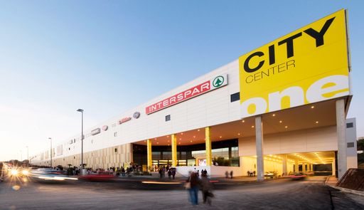  Neues Wahrzeichen für Split: Die 280 Meter lange Südfassade des City Center one.