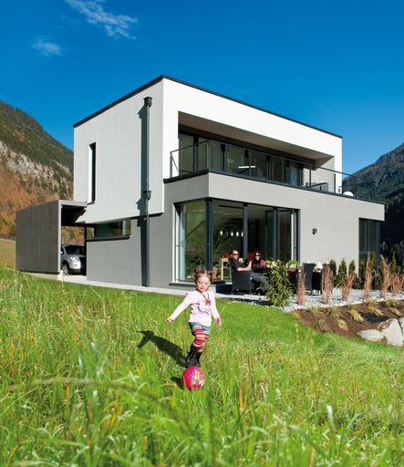 Die Kongressmesse zeba 2010 besteht aus zwei Parallelveranstaltungen: aus der Niedrigenergie & Passivhausmesse sowie aus dem zeba Kongress, der das 5. Passivhausforum und das 2. Tiroler Wohnbausymposium inkludiert.