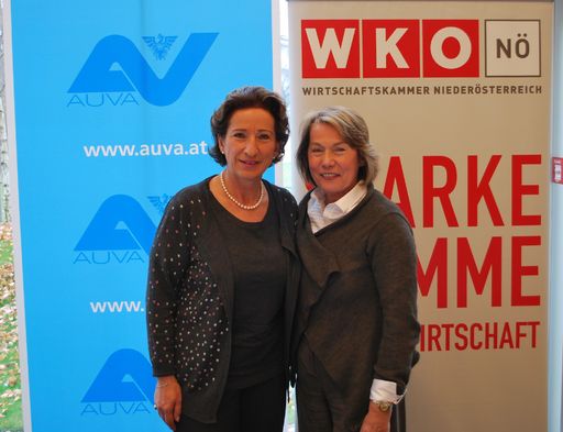  v.l.n.r. KommR Renate Römer, Obmann AUVA, und KommR Sonja Zwazl, Präsidentin WKNÖ, bei der heutigen Pressekonferenz