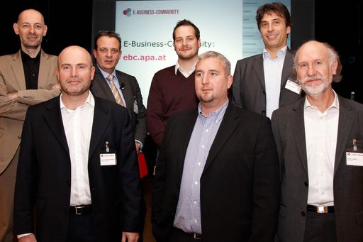  http://pressefotos.at/m.php?g=1&u=43&dir=201011&e=20101125_e&a=event