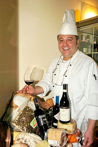 Vorschau Bild von Am 9.Dezember 2010 ladet das ganze Papa Sabino Team zur großen Ristorante Eröffnungsfeier in die Laimgrubengasse 5.