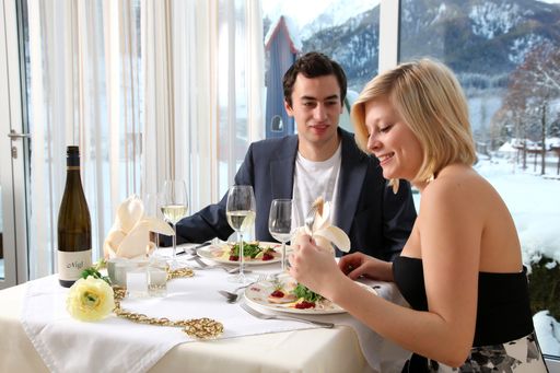 Vorschau Bild von Besondere Gourmet-Freuden gibt's beim 6gängigen Verwöhn-Dinner mit edlen Weinen.