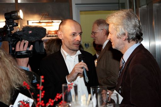 Vorschau Bild von v.r.n.l.: Peter Morawetz (GF Albatros Media) im Interview mit Marcus Hebein (stv. APA-Chefredakteur und Leiter APA-MultiMedia).