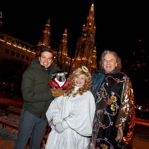 http://pressefotos.at/m.php?g=1&u=43&dir=201012&e=20101219_w&a=event v.l.n.r.  Robert Steiner, Rolf Rüdiger, das Wiener Christkindl und Erich Schleyer