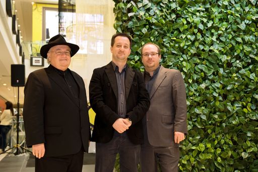 Professor Wolfgang Kaufmann, Sven Vorih, CEO von CC-Real, und Fabian Kaufmann im neuen City Center one in Split (Personen v.l.n.r.).