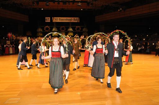Der Reif-Tanz ist einer der beliebtesten Tänze am Bauernbundball.