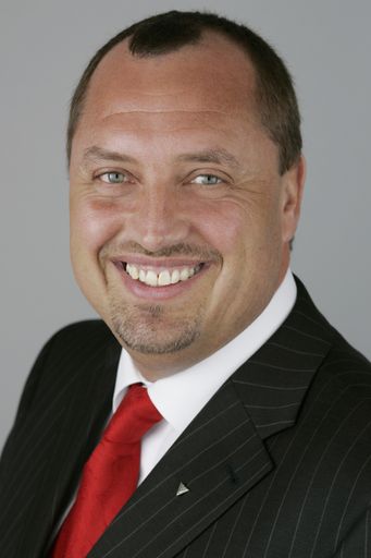  Bernhard Dorn, Verkaufsleiter Victoria-Volksbanken Versicherung
