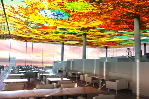 Vorschau Bild von Lichtdecke im Restaurant Le Loft (1000qm).