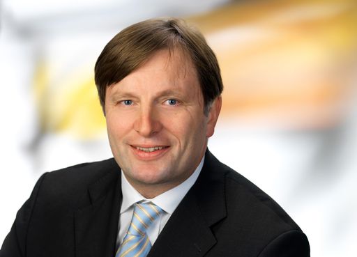 Vorschau Bild von Hr. Mag. Helmut Haussteiner, MBA: Supply Chain Management