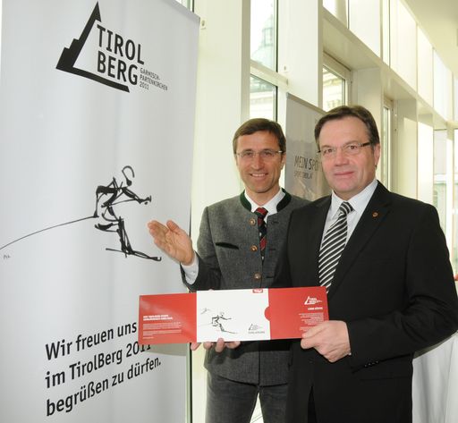  Freuen sich auf einen gelungen Tirol-Auftritt bei der Alpinen Ski WM in Garmisch-Partenkirchen: LH Günther Platter (r.) und Tirol-Werber Josef Margreiter.
