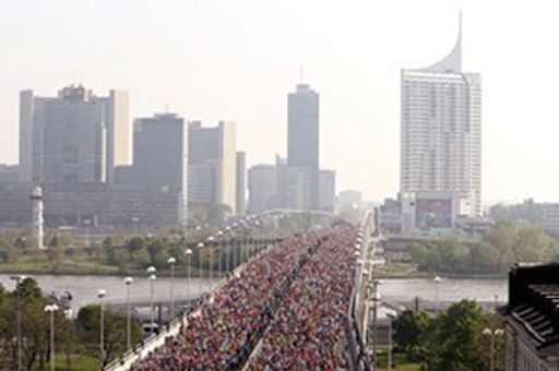  Ein neues Vienna City Marathon-Wochenendangebot von PDM Sports bietet allen Wien-Besuchern die Möglichkeit, Wien im Frühling aus der Laufschuhperspektive zu erleben.