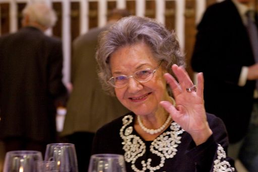 Vorschau Bild von Dr. Elisabeth Leopold (Vorstand Leopold Museum) bei der Feier zu ihrem 85. Geburtstag.