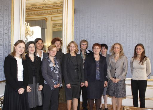 Beatrix Karl lud anlässlich des Internationalen Frauentages erfolgreiche Frauen im Bereich Wissens- und Technologietransfer zu einem Frühstück und Gedankenaustausch ins Wissenschaftsministerium.
