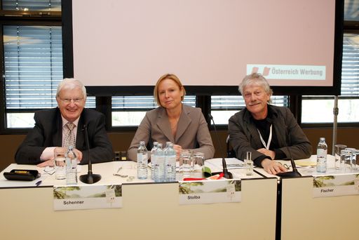 WKÖ-Obmann Hans Schenner, ÖW-Geschäftsführerin Petra Stolba, Psychoanalytiker Christoph Fischer, heute bei der ITB in Berlin