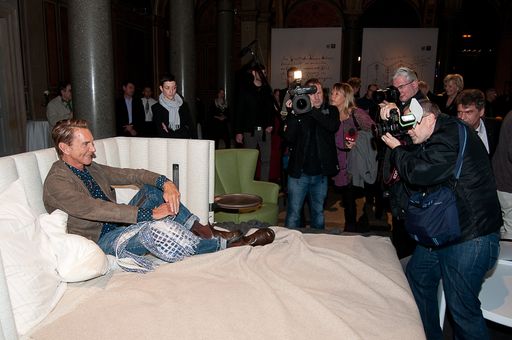 Vorschau Bild von Wolfgang Joop im Bett "Brooklyn. WJ"