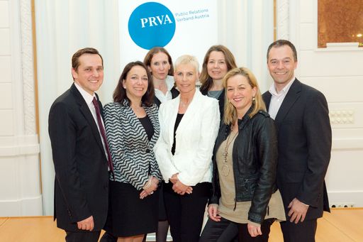 Der neugewählte PRVA Vorstand 2011
v.l.n.r.: Peter N. Thier, Sabine Pöhacker, Ute Könighofer, Ingrid Vogl, Nina Auinger-Sutterlüty, Sigrid Krupica, Wolfgang Martinek, (Gerhard Kürner nicht im Bild).