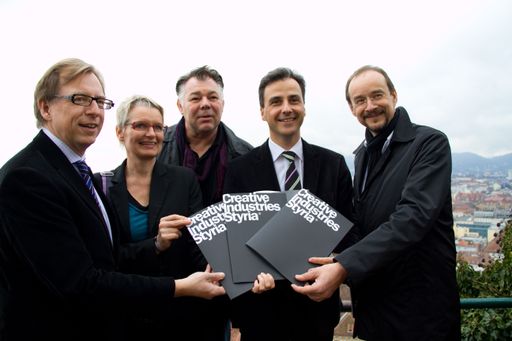 v.l.n.r.: Christian Buchmann, Landesrat für Wirtschaft, Europa und Kultur; Lisa Rücker, Vizebürgermeisterin der Stadt Graz; Eberhard Schrempf, GF Creative Industries Styria; Siegfried Nagl, Bürgermeister der Stadt Graz.Heimo Lercher, Wirtschaftskammer Steiermark