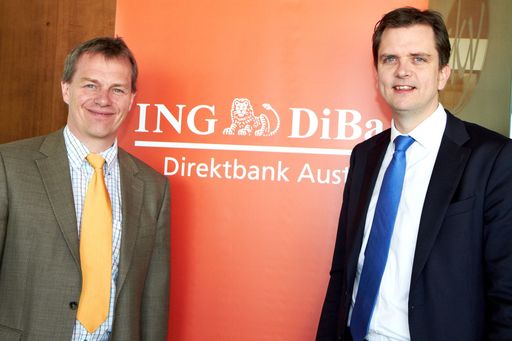 http://pressefotos.at/m.php?g=1&u=43&dir=201103&e=20110322_i&a=event
V.l.n.r. Univ.-Prof. Dr. Matthias Bank (Institut für 
Banken und Finanzen Universität Innsbruck) und Roel Huisman (CEO ING-DiBa Direktbank Austria)