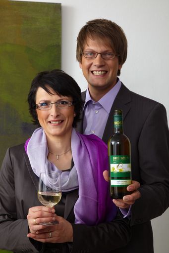  Familie Eder aus Tragwein kreiert aus fast vergessenen alten Streuobstsorten genauso wie aus Tafeläpfeln fruchtig frische Obstweine.