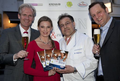 http://pressefotos.at/m.php?g=1&u=88&dir=201104&e=20110407_b&a=event
Feines vom Bier - für Glas und Teller, Buchpräsentation im Magazin 3 Hacken in Wien (07.04.2011),