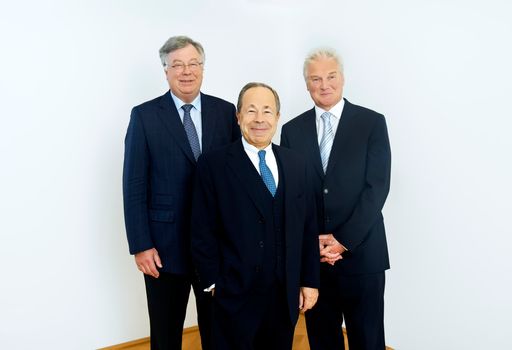 Der Vorstand der B & C Privatstiftung. Im Bild v.l.n.r.: Mag. Georg Bauthen, Dr. Erich Hampel und Dr. Wolfgang Hofer