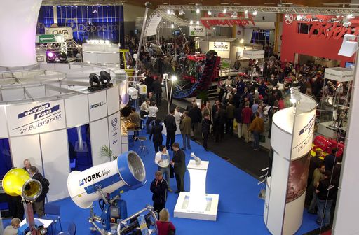  Vom 4. bis 6. Mai bringt die Interalpin - die weltweit bedeutendste Fachmesse für alpine Technologien - mehr als 18.000 Besucher aus über 64 Nationen und aus allen Kontinenten auf die Messe Innsbruck.