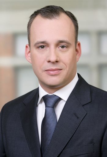  David Christian Bauer und Franz Althuber von DLA Piper Weiss-Tessbach haben die deutsche Lloyd Fonds AG, eines der größten Emissionshäuser, im Rahmen des Vertriebes des geschlossenen Immobilienfonds "Holland Utrecht" in Österreich beraten. Im Bild: Dr. Franz Althuber.