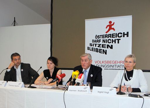 Vorschau Bild von v.l.n.r.: Robert Hanke, Theresa Aigner, Hannes Androsch, Ingrid Vogl