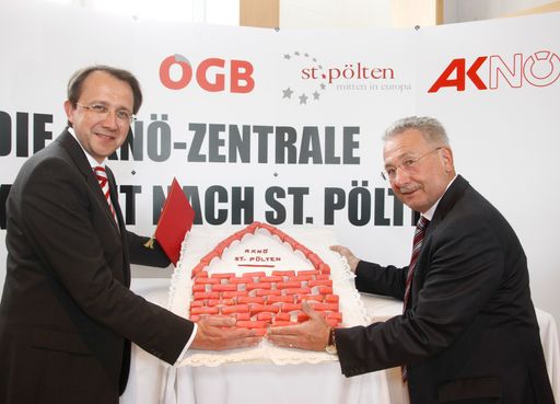 Bürgermeister Matthias Stadler und AKNÖ-Präsident Hermann Haneder