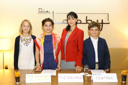 http://www.apa-fotoservice.at/galerie/206
Von 4. bis 8. Juli 2011 findet auch heuer wieder die KinderuniKunst in Wien - und erstmals auch in Niederösterreich - statt.